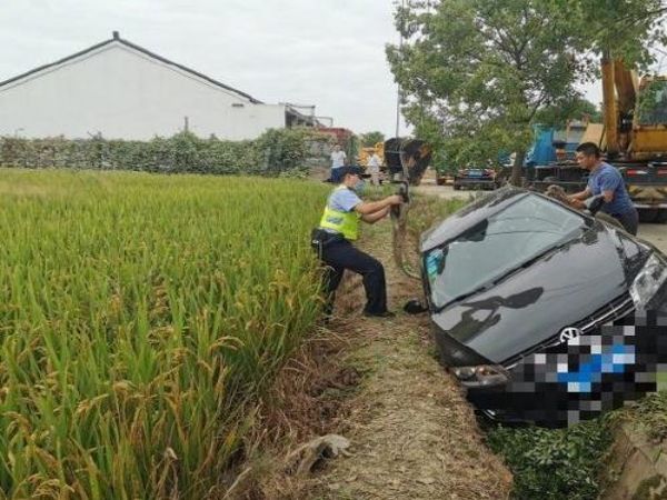 横峰县吊车出租_吊车出租的好坏由什么决定